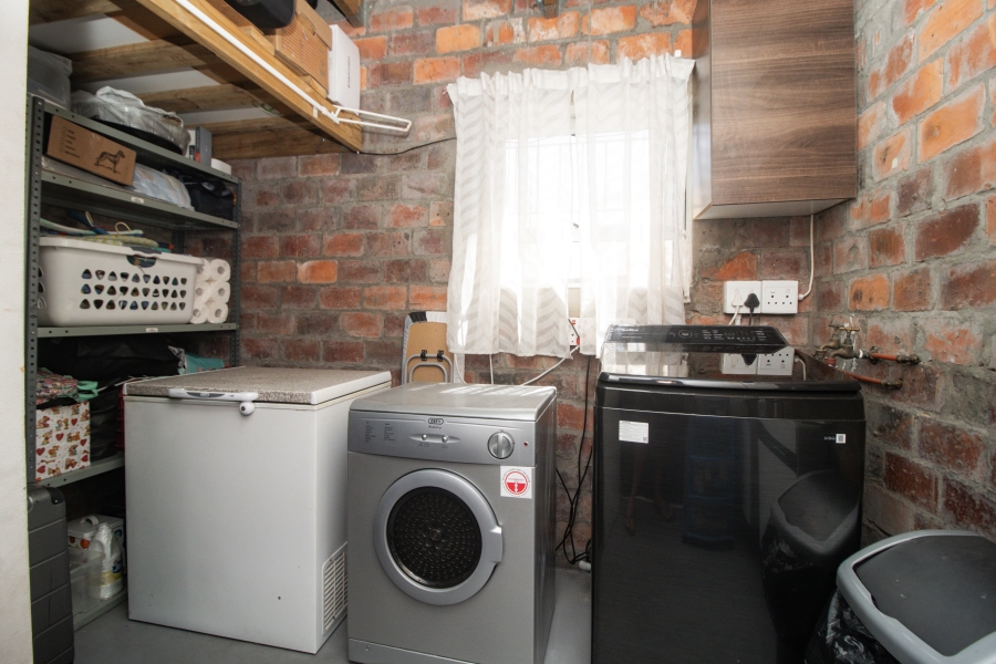 3 Bedroom Property for Sale in Ruwari Western Cape